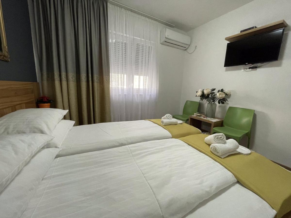 Guesthouse Check In Stolac エクステリア 写真