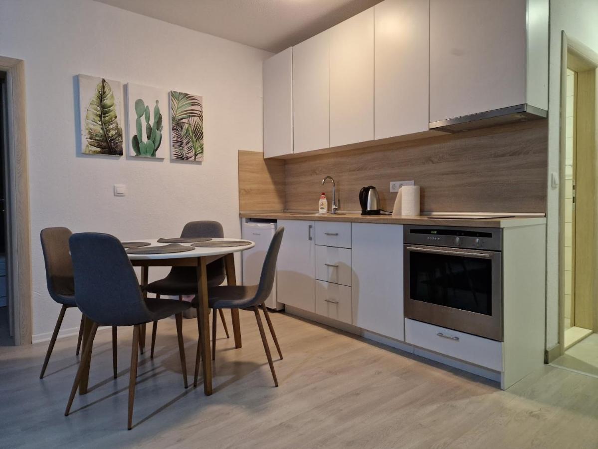 Guesthouse Check In Stolac 部屋 写真